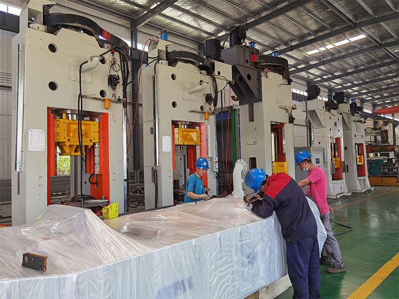 鍛造生產車間圖片 鍛造生產車間圖片